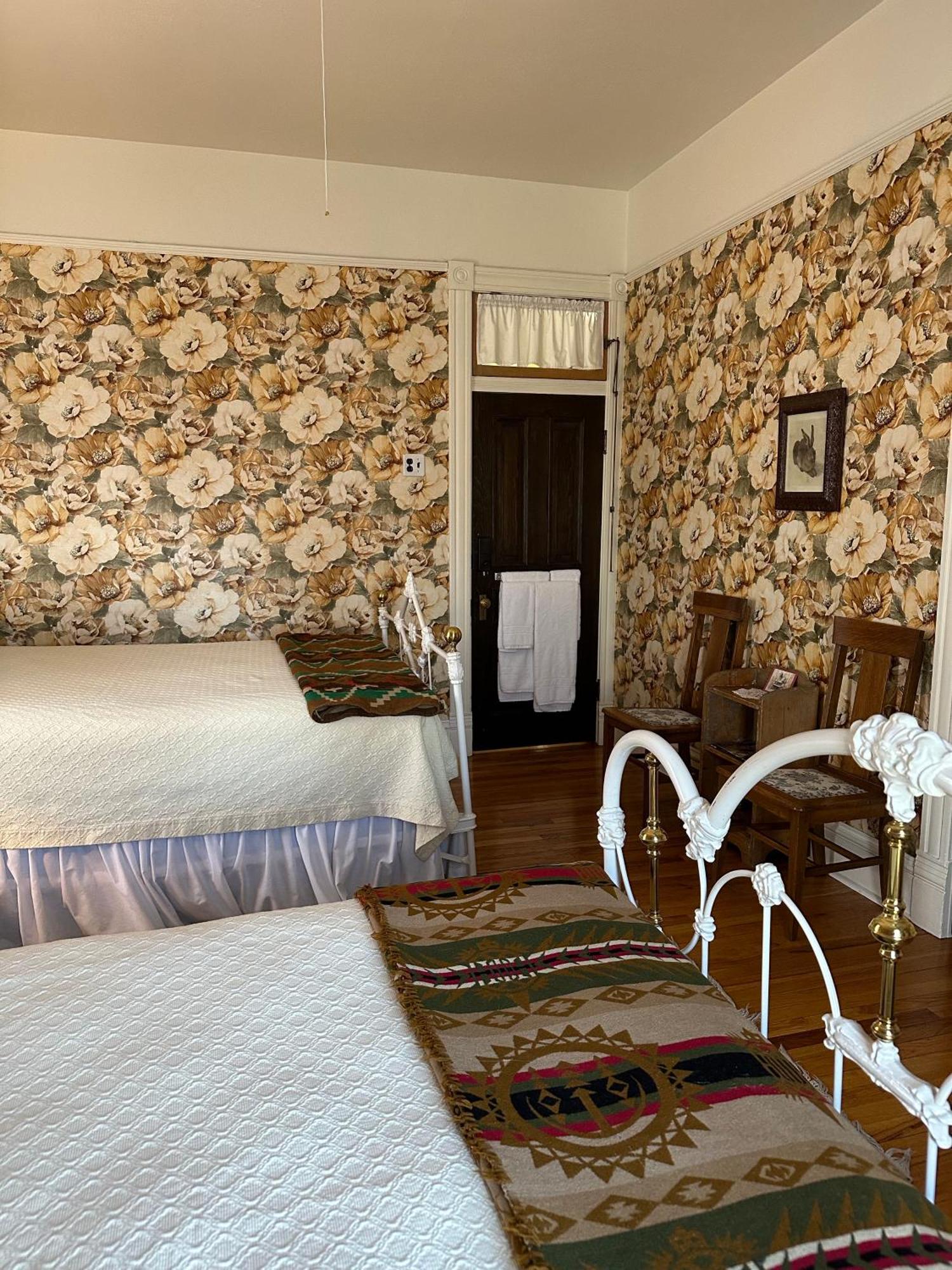 Gable House Bed And Breakfast Inn ドゥランゴ エクステリア 写真